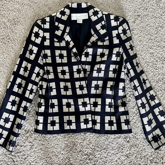 Vintage DONCASTER Exquisite Woven 100% Silk Medallion Navy Blazer Jacket… - Picture 6 of 10